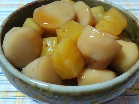 里芋とサツマイモの煮物☆